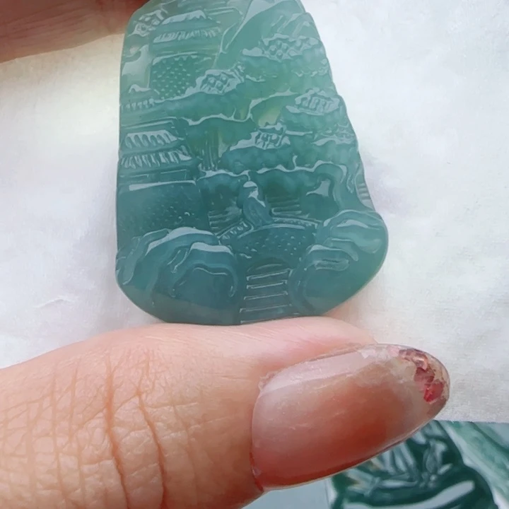 翡翠未镶嵌颈饰多样性发货天然A货翡翠