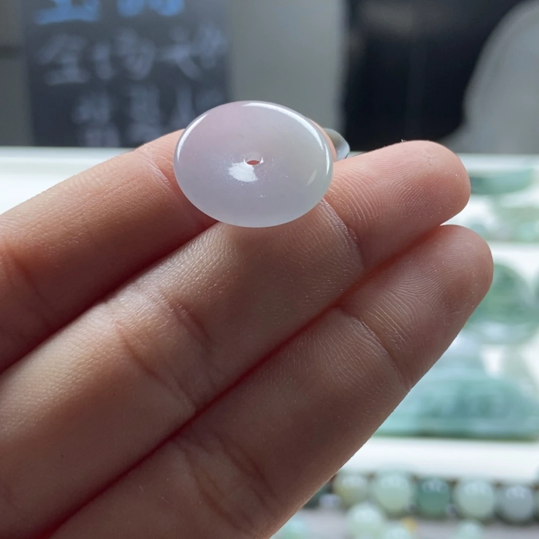 水***晶翡翠未镶嵌颈饰翡翠