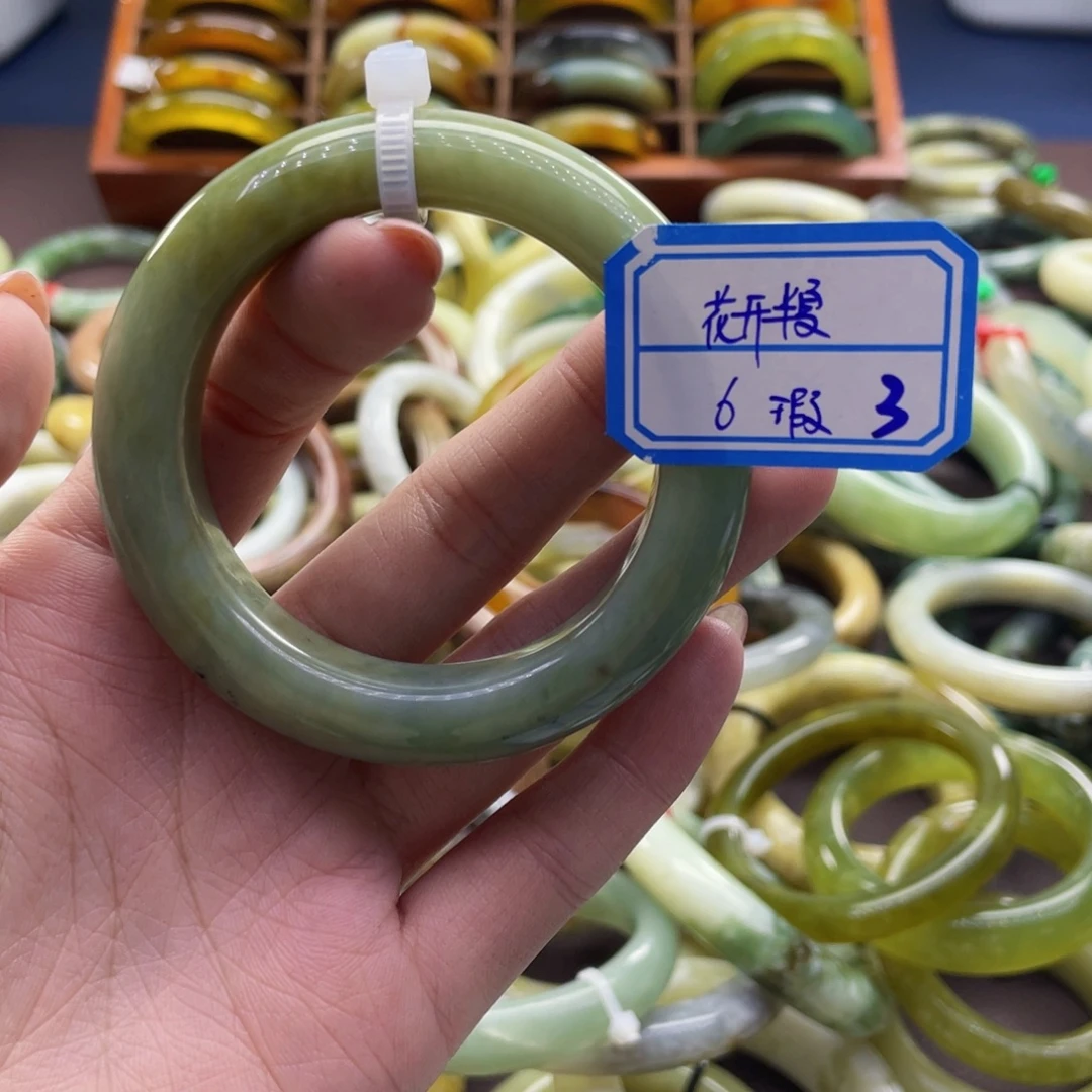 花***夏蛇纹石玉未镶嵌手镯