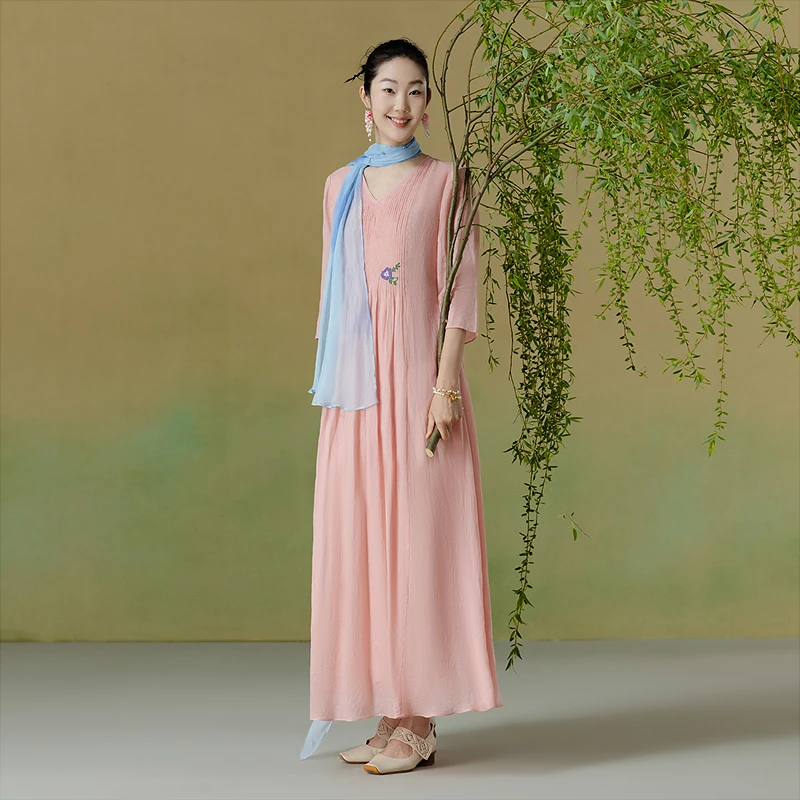 生活在左牙签褶苎麻连衣裙优雅绣花修身夏季新品花仙子长裙女