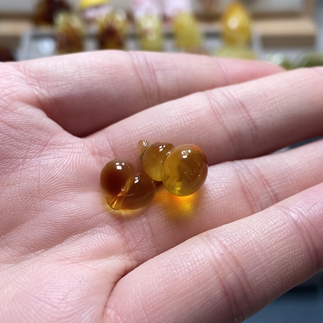 o***)琥珀未镶嵌裸石天然琥珀蜜蜡