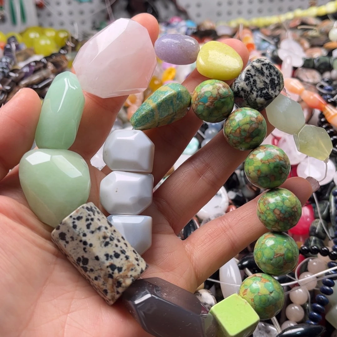 石英质玉珠宝奇石未镶嵌图