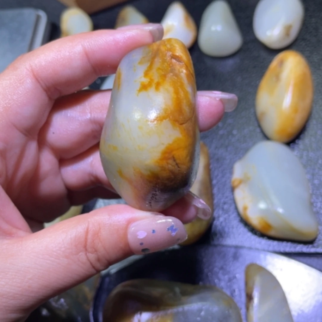 【闪购商品】和田玉未镶嵌颈饰俞***宝