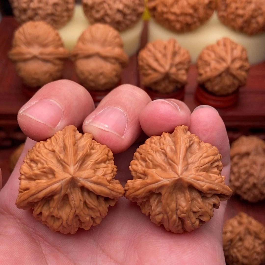 桃核把件粗筋三棱35