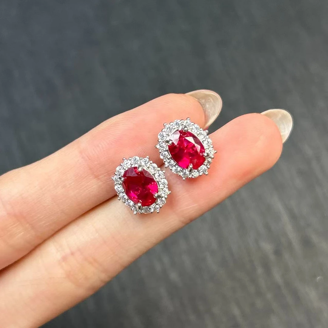 阿鲁沙-典藏轻奢红宝石-精工合金培育耳饰588银针