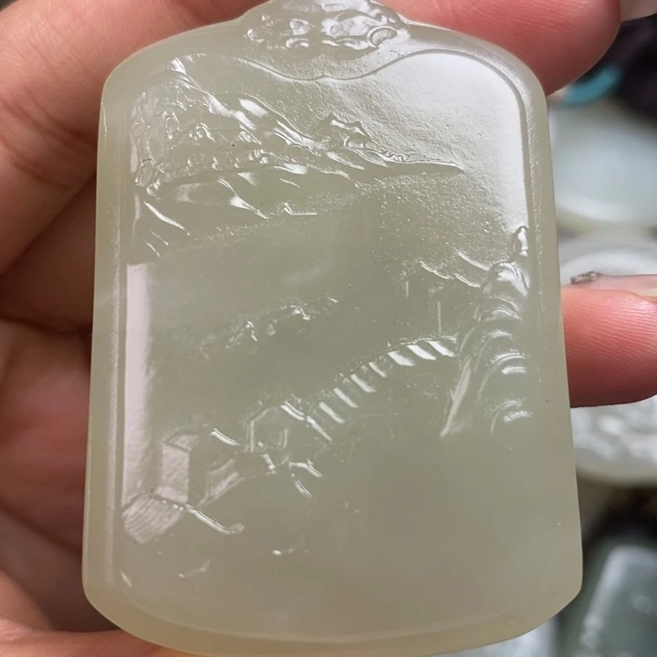 和田玉未镶嵌颈饰