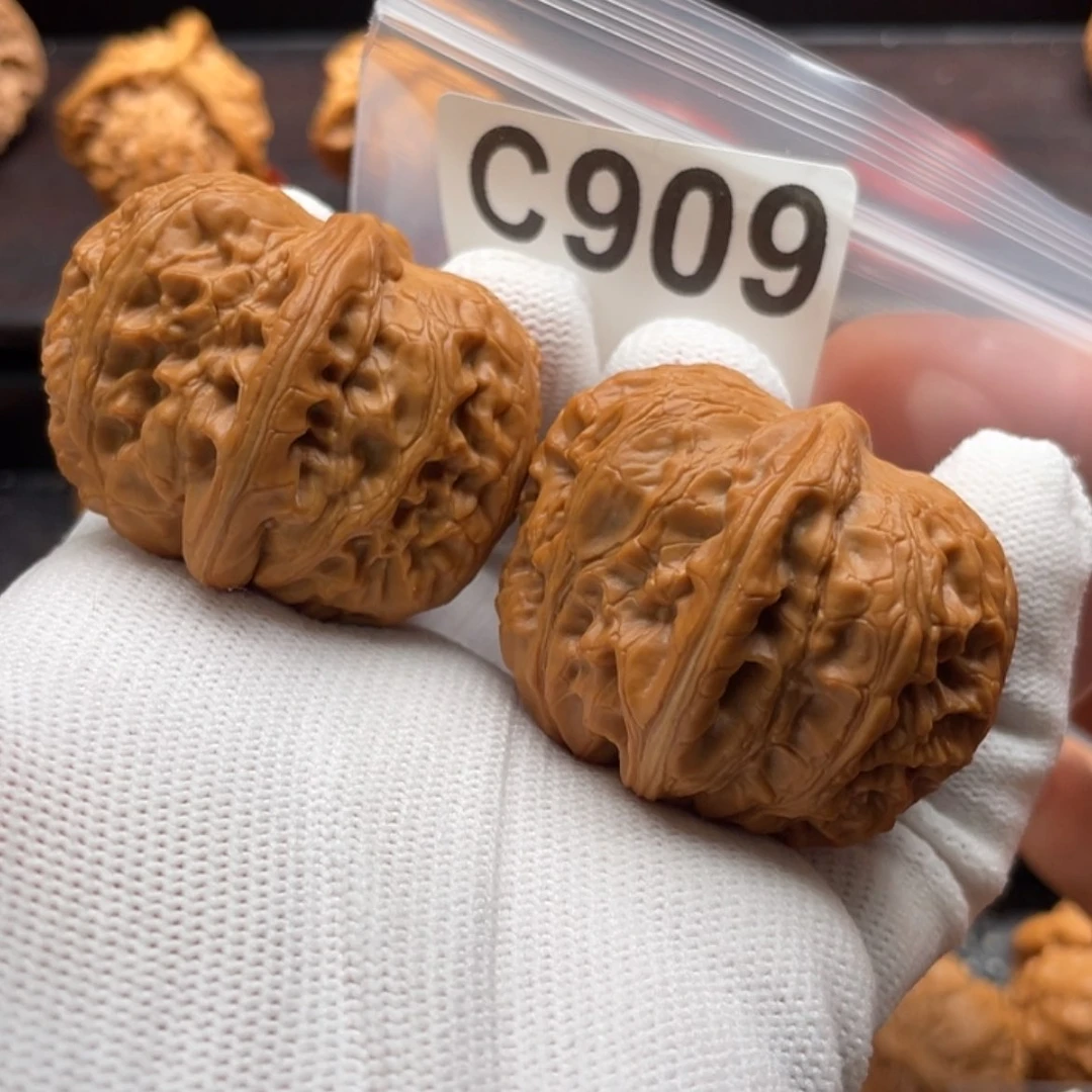 【闪购商品】文玩核桃吊坠想**鸟C909元宝44