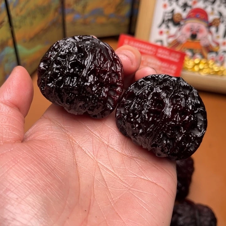 东***哥核桃地闷文玩手把件白狮子 11