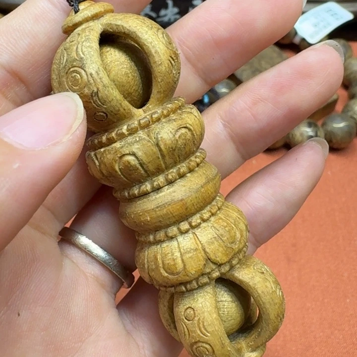 大叶紫檀（黑酸枝木类）