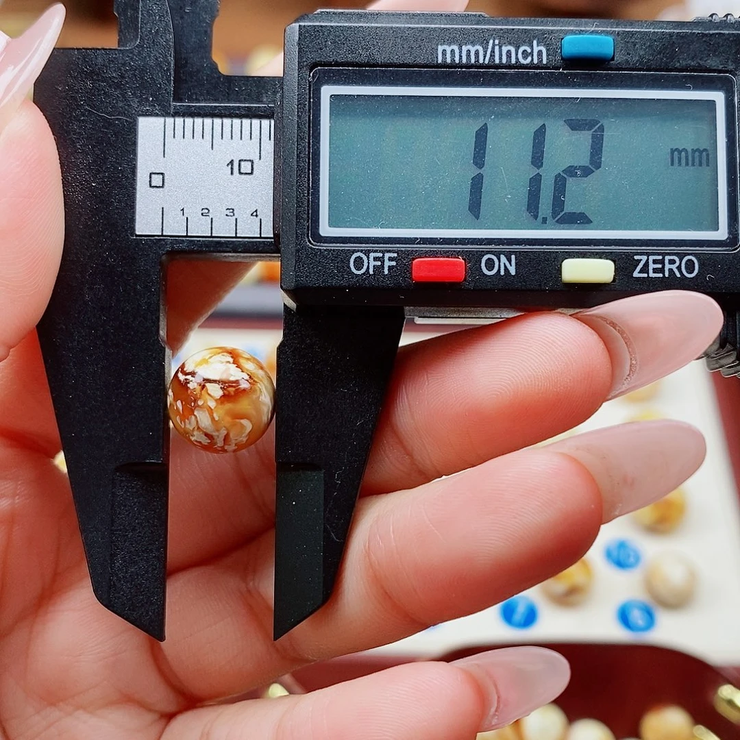 琥珀未镶嵌裸石蜜蜡