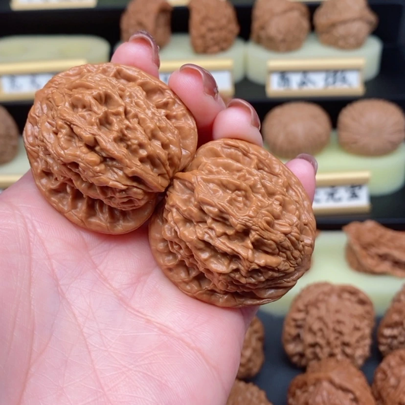 【闪购商品】文玩核桃吊坠牧**生虎头