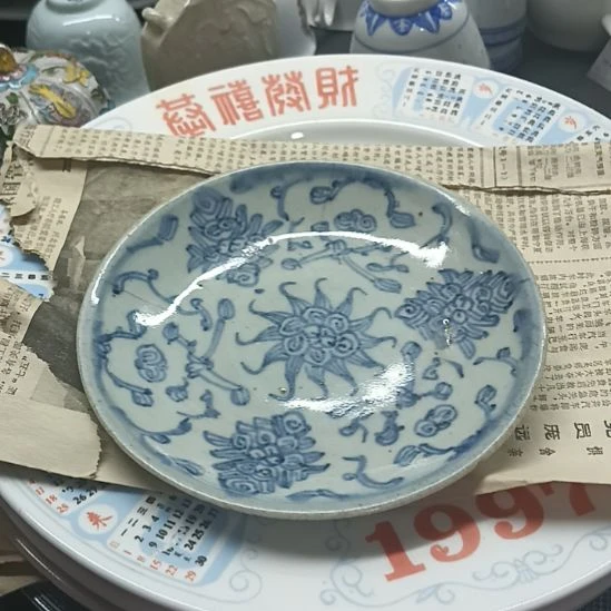 浅***光青花手绘陶瓷盘。。。??
