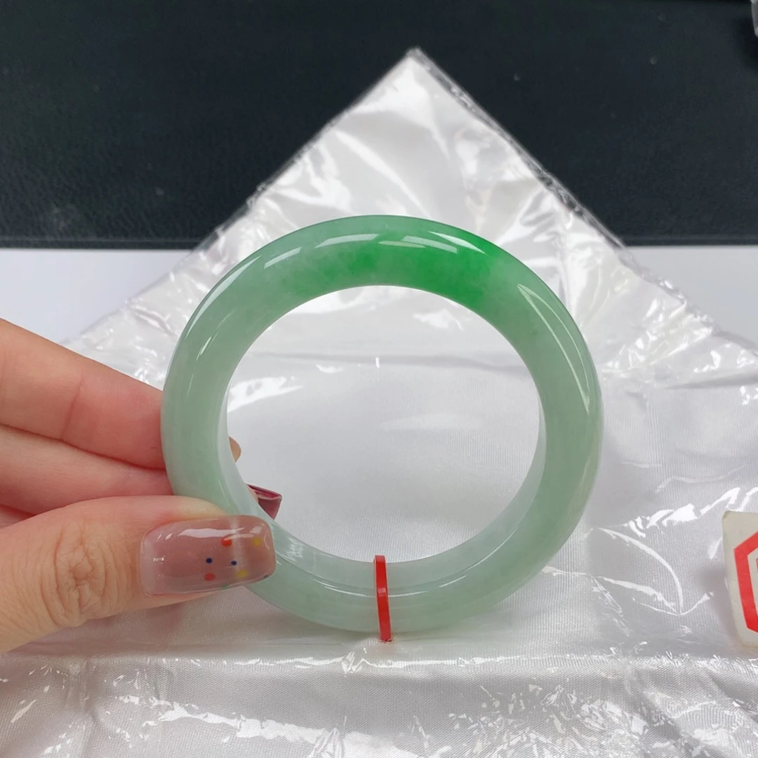 未镶嵌手镯翡翠05