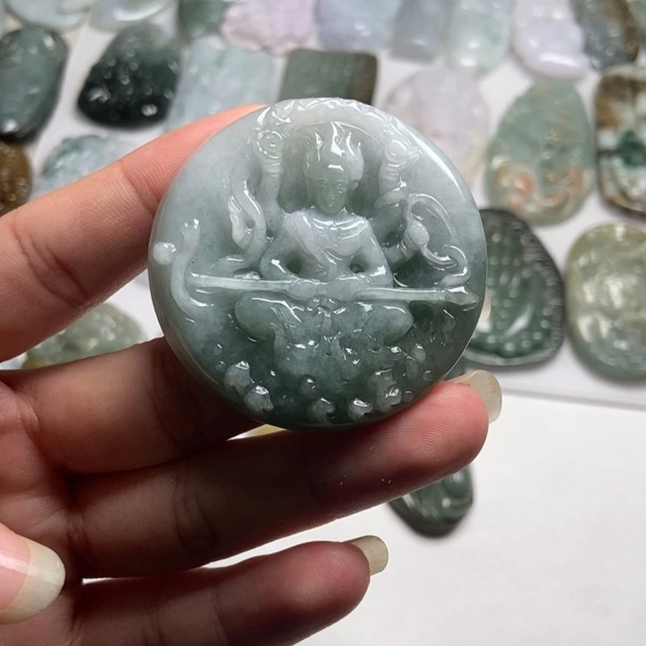 翡翠未镶嵌颈饰哪吒37