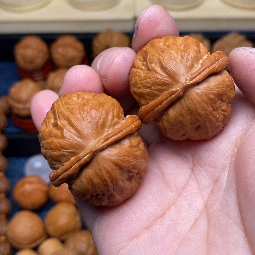 文玩核桃把件手捻精品至尊元宝墩