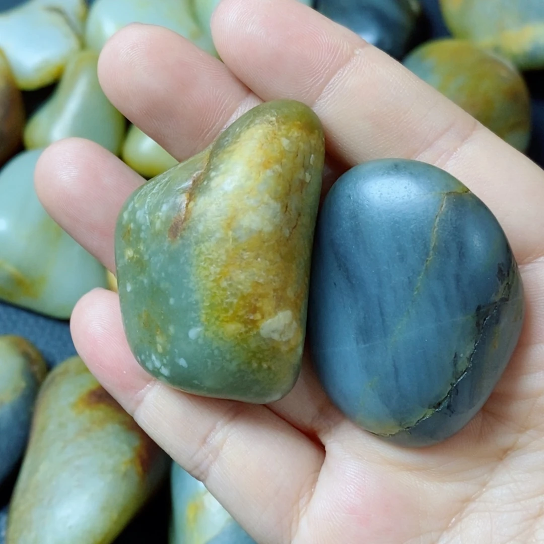 星***溪和田玉未镶嵌挂件