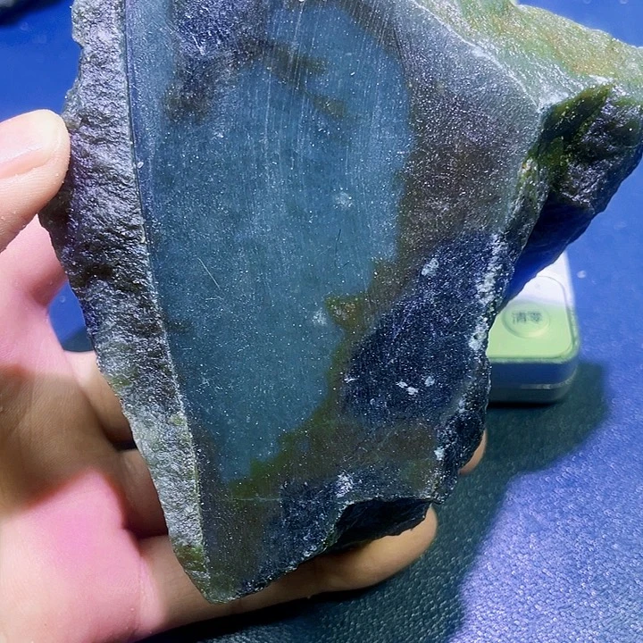 未镶嵌和田玉（糖玉）珠宝半成品