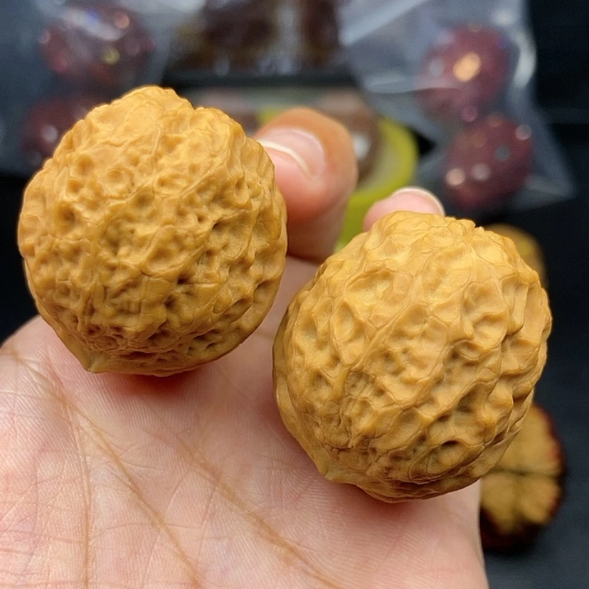 【闪购商品】把件文玩核桃39尺蛇皮元宝