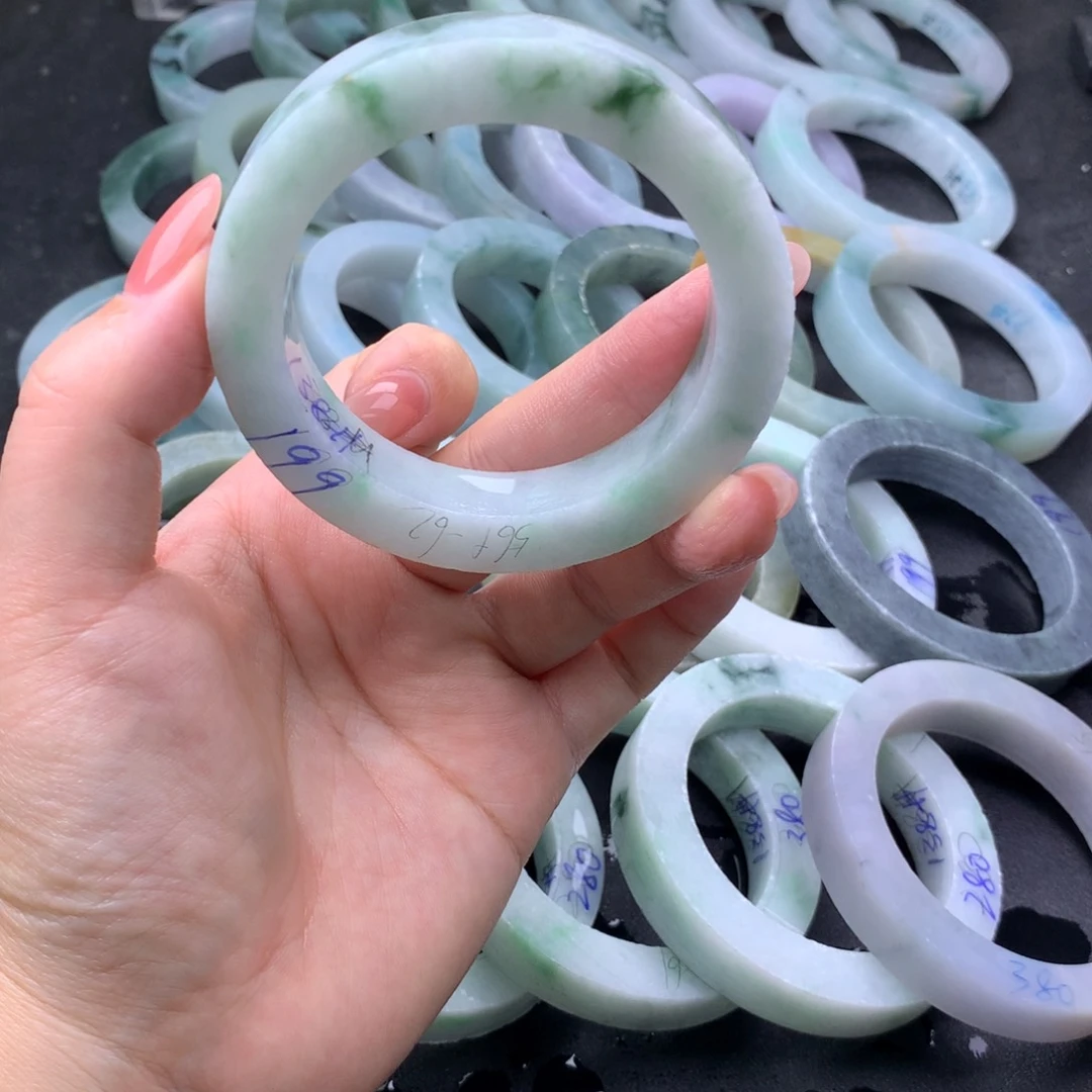 【闪购商品】未镶嵌手镯定制翡翠