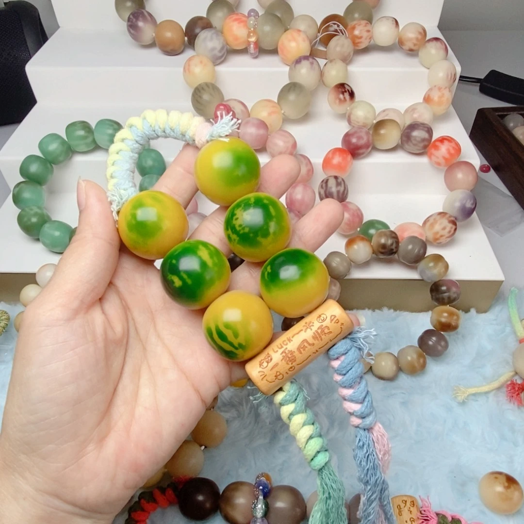 吊坠菩提根/象牙果手工干磨卡25.5二手