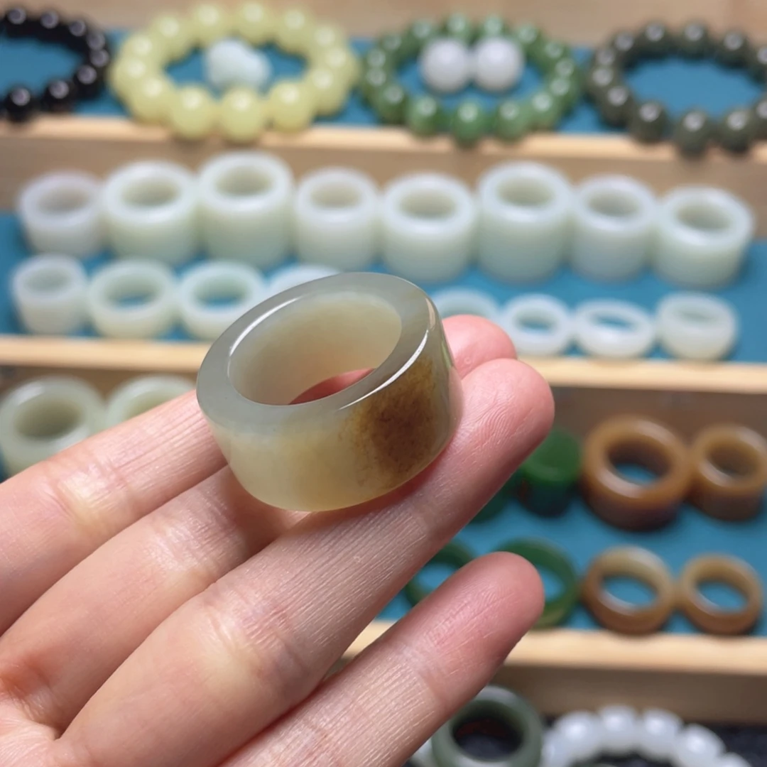 2***7未镶嵌戒指和田玉