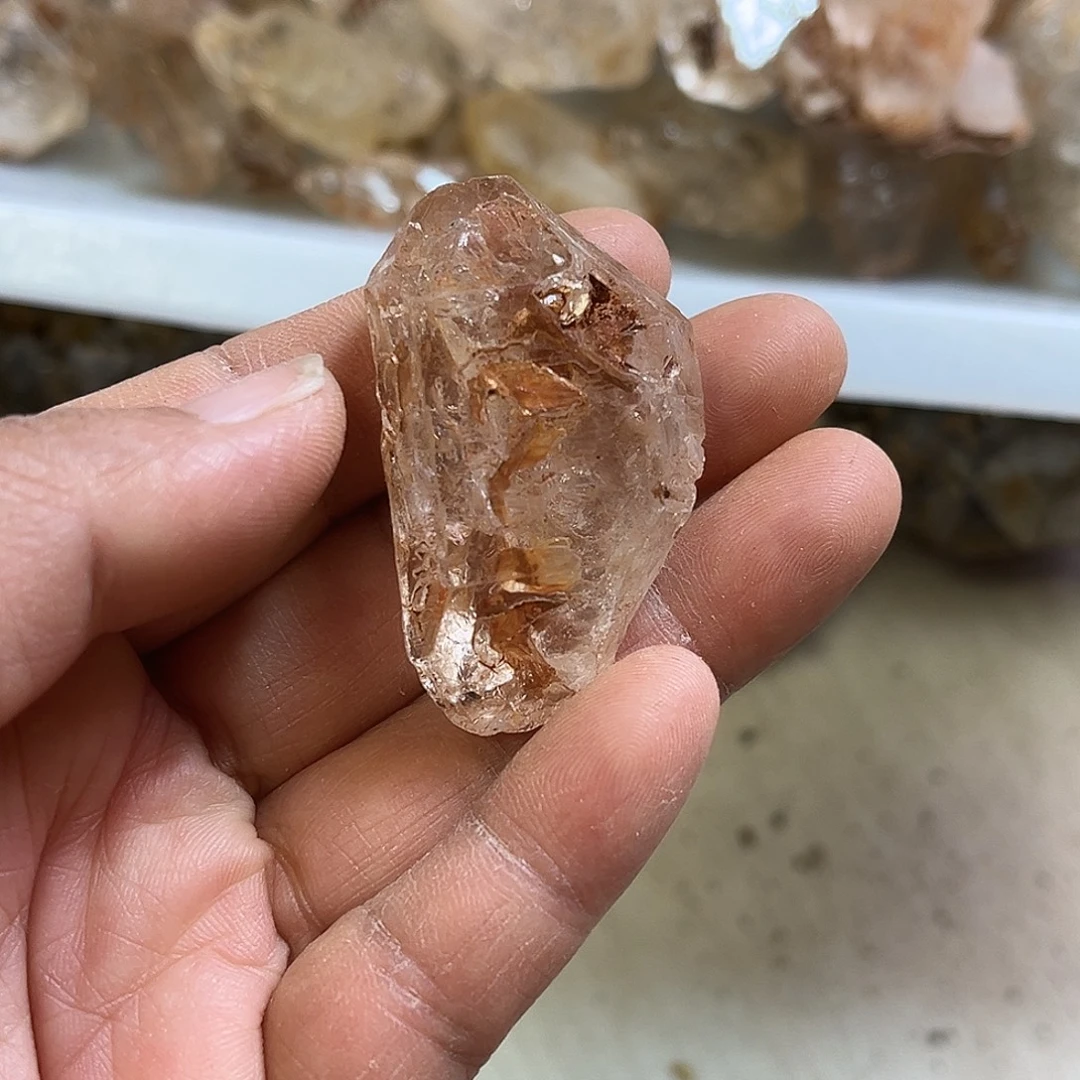 大***顺未镶嵌水晶珠宝半成品