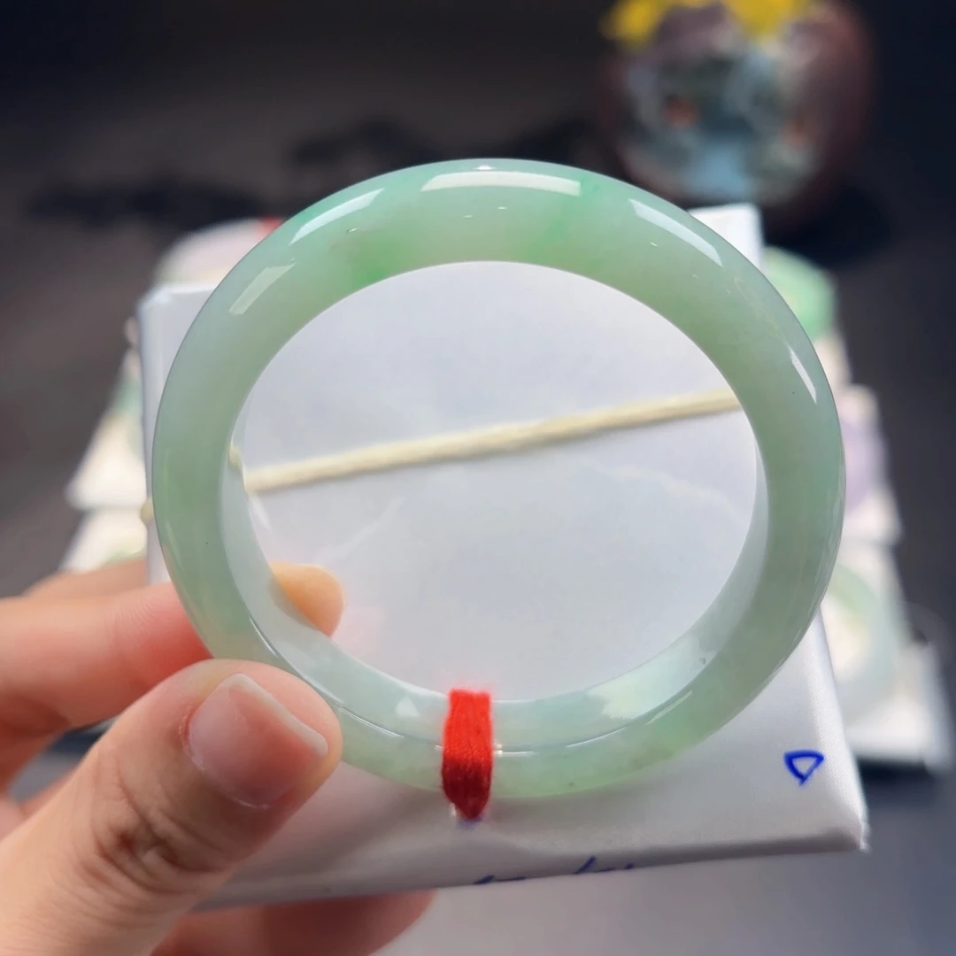 翡翠手镯未镶嵌7号  53正圈