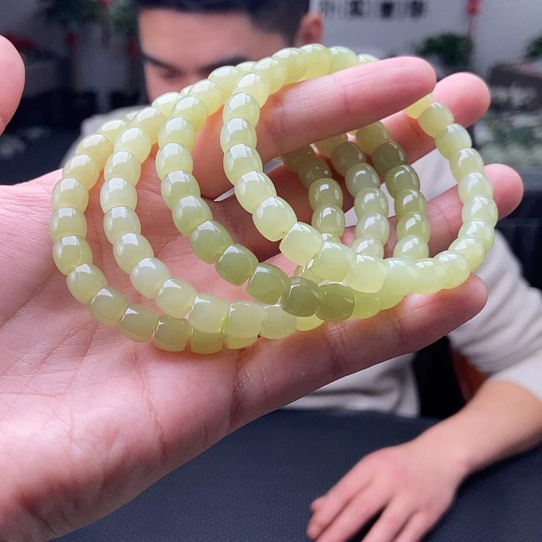 和田玉颜色多样性发拍一发一未镶嵌