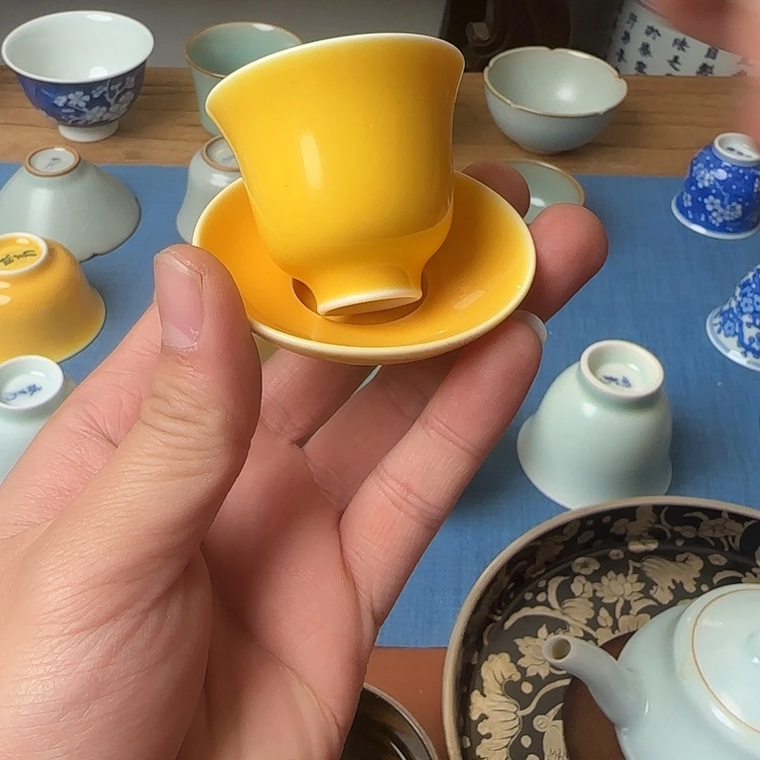 陶晓芳窑黄釉铃铛套杯