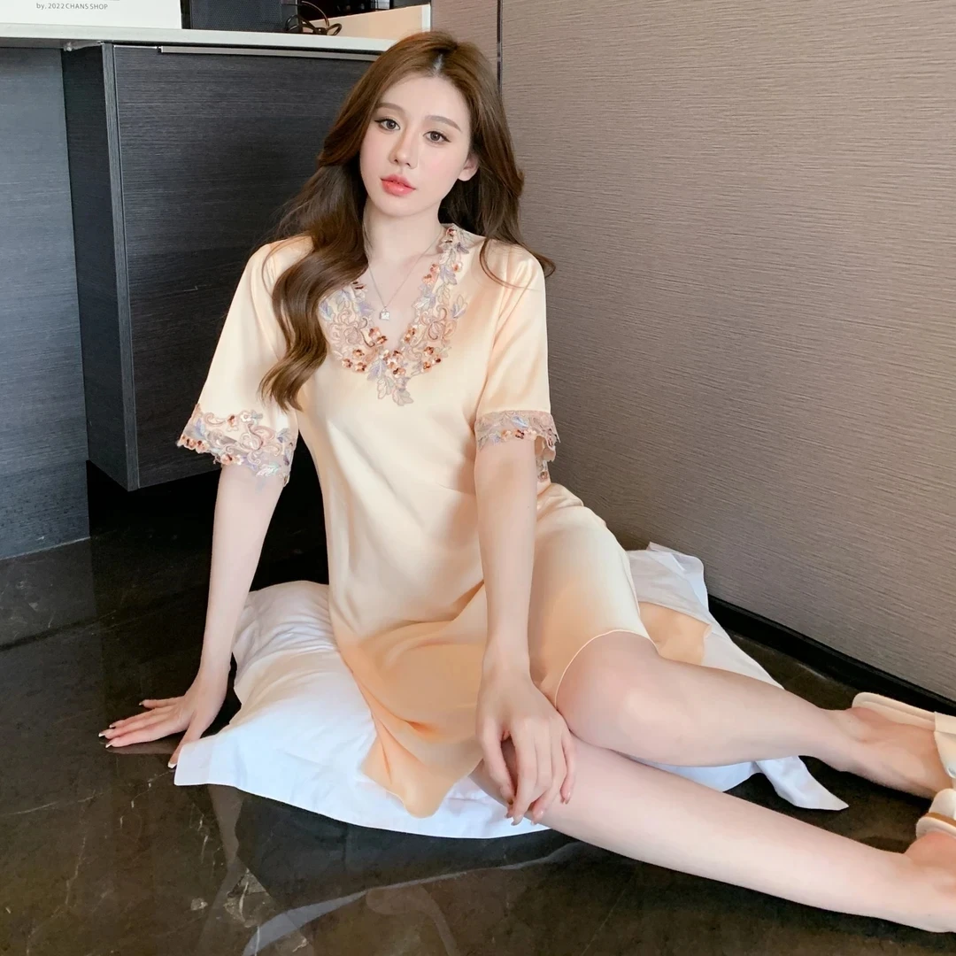 夏季薄款冰丝睡衣睡裙蕾丝花边显瘦舒适夏天女士性感时尚气质