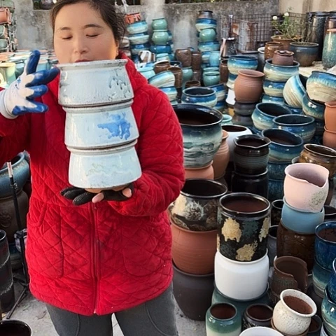 口15高11瑕疵三个 盆子