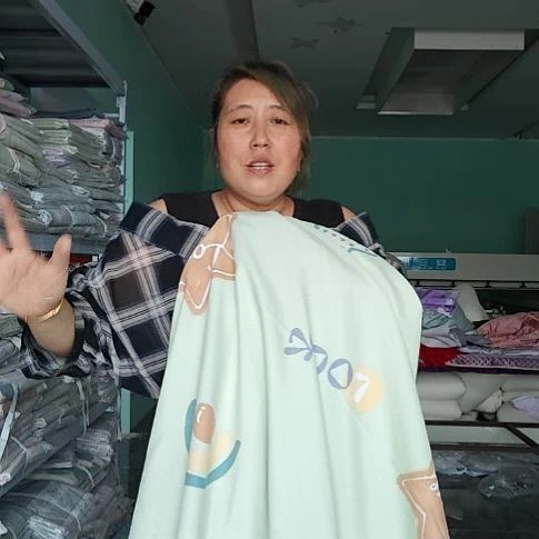 棉高端大床单，2米5乘2米5。