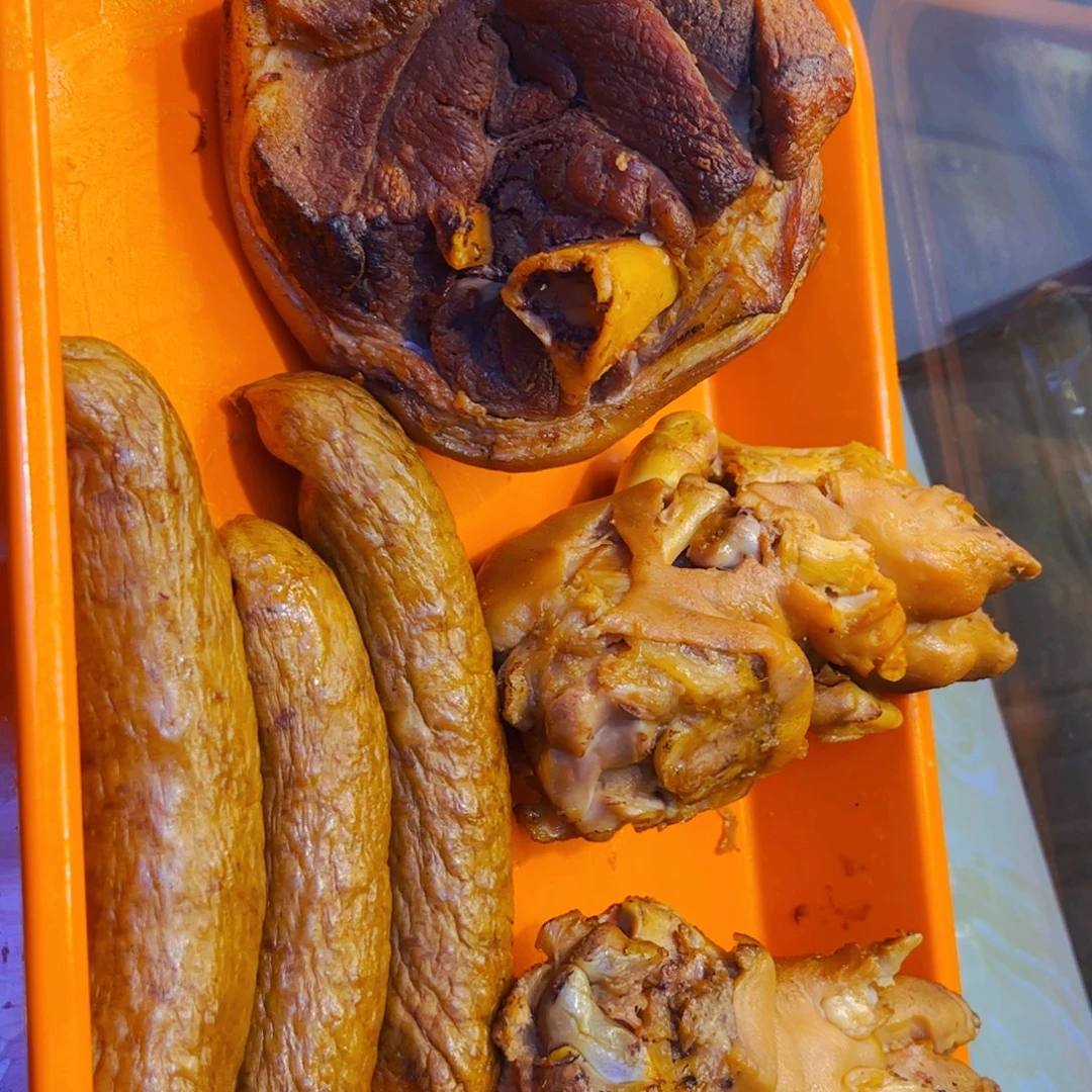 肘子➕2大猪蹄➕3红肠99包邮