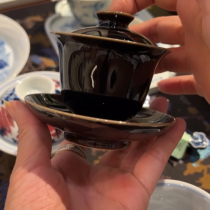 乌金釉三才盖碗盖碗