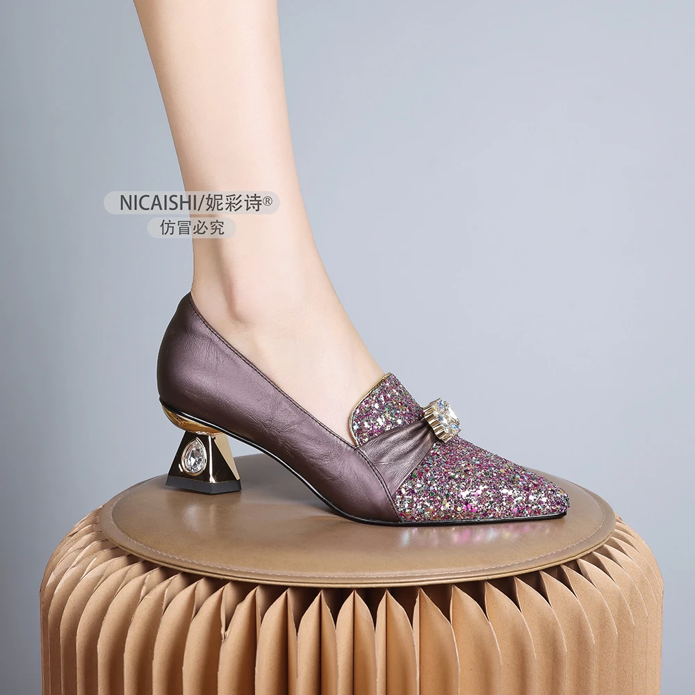 2025年新款法式尖头单鞋浅口中跟女士气质名媛软底不累脚鞋子1216