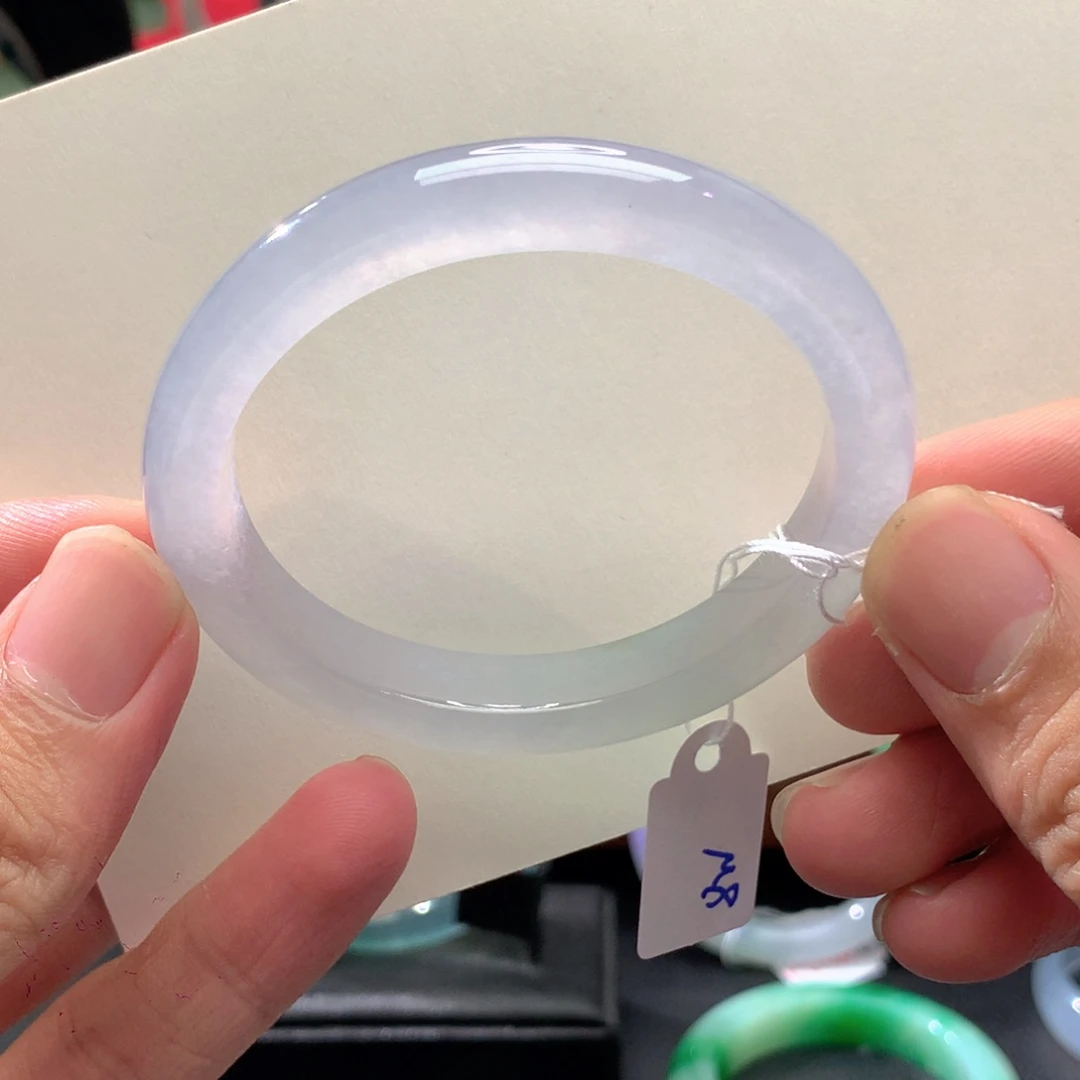 翡翠未镶嵌手镯冰粉贵妃