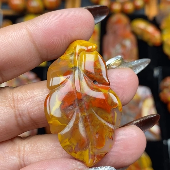 玛瑙/玉髓未镶嵌颈饰
