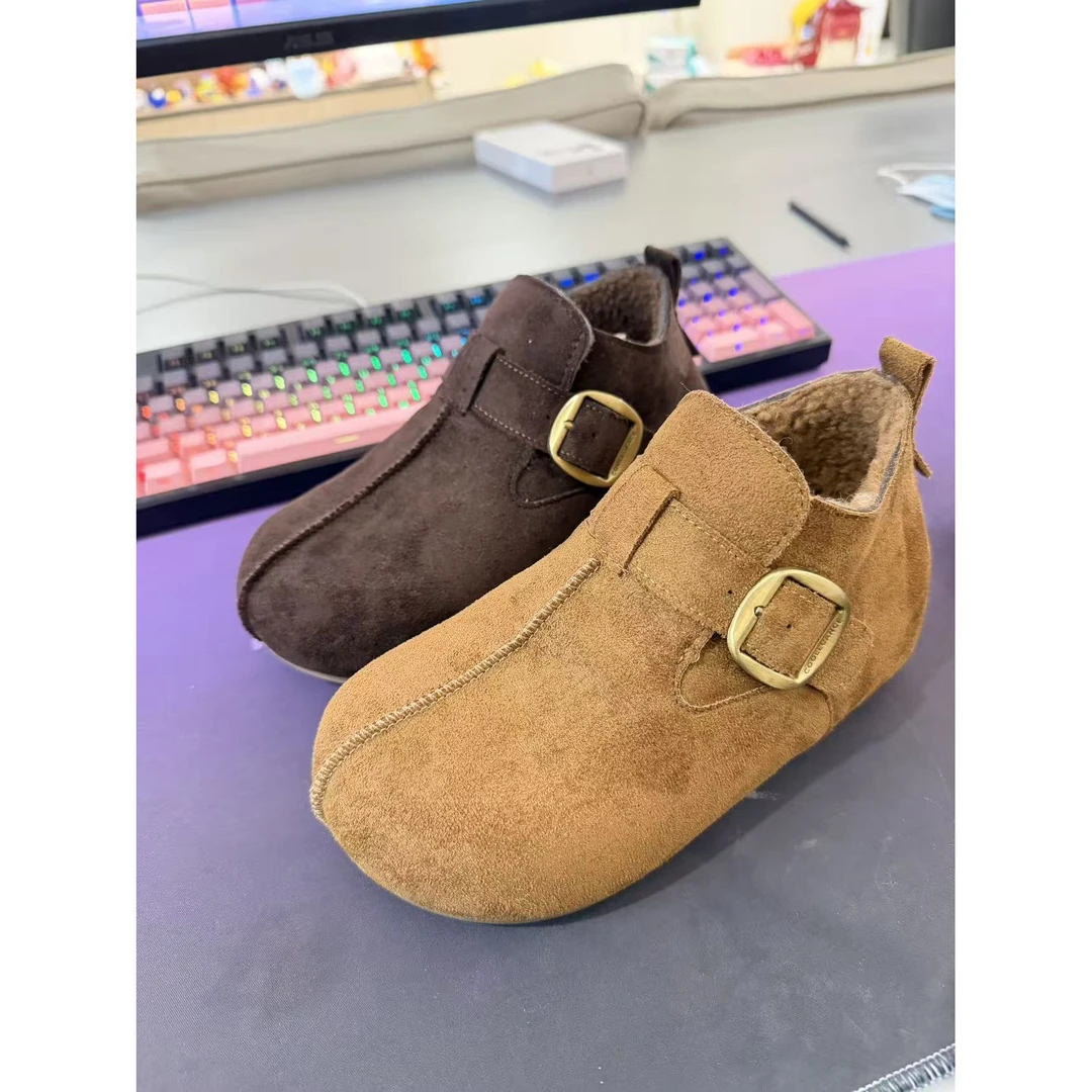 233成人女士时尚加绒中帮博肯鞋