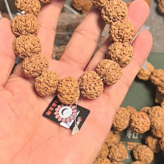 手串金刚菩提五星蜂王大金刚手串，18左右的