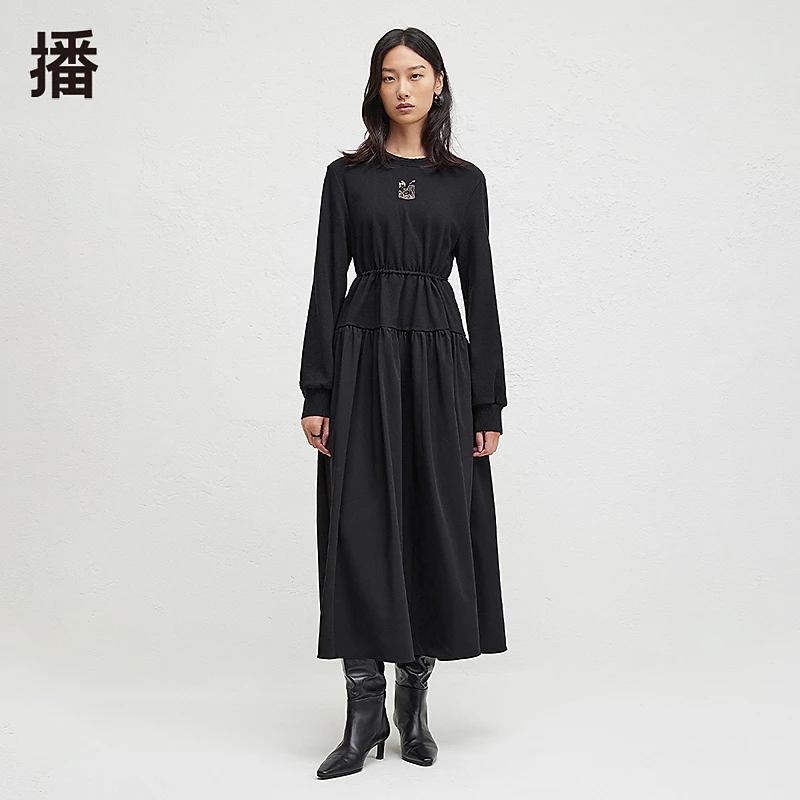 5102【赵老板专属】播秋冬黑色复古收腰针织连衣裙DDR4LD5102