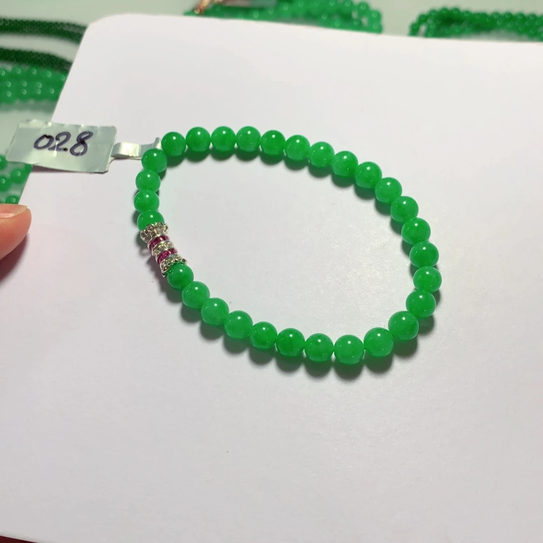 s***a翡翠未镶嵌颈饰缅甸翡翠