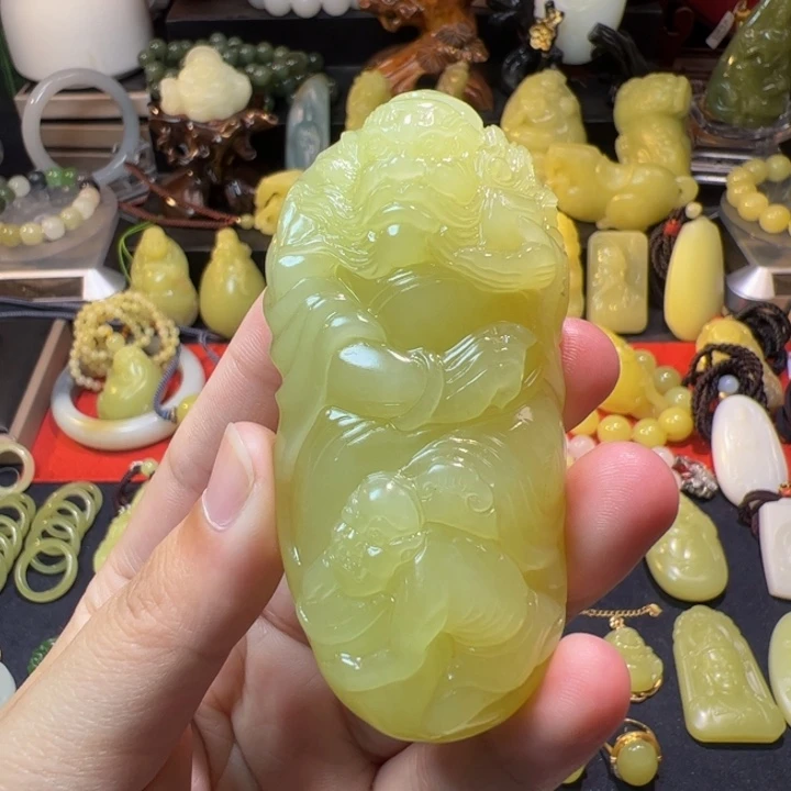 和田玉（黄玉）未镶嵌颈饰