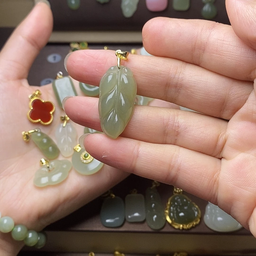 和田玉颈饰银S925镶嵌