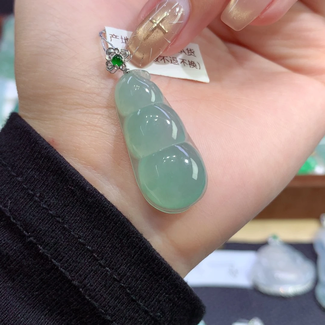 吊坠(不含链)18K金镶嵌翡翠