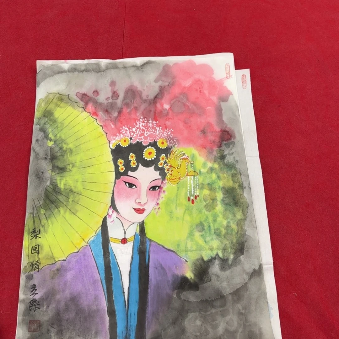 国画花鸟等图案为一体而