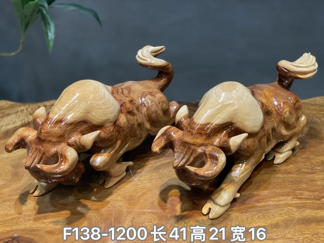 木雕工艺品摆件 斗牛