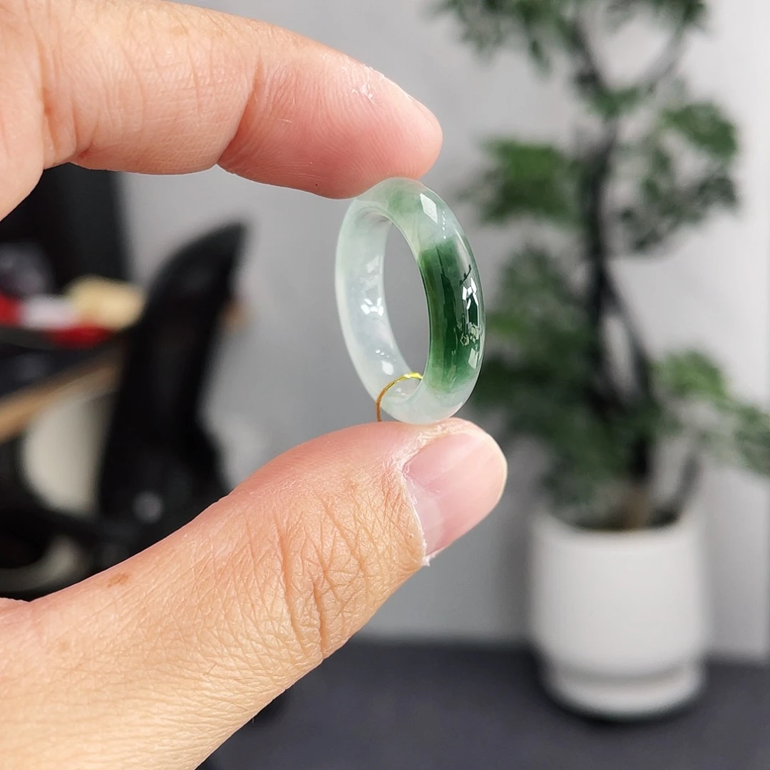 翡翠未镶嵌戒指14号