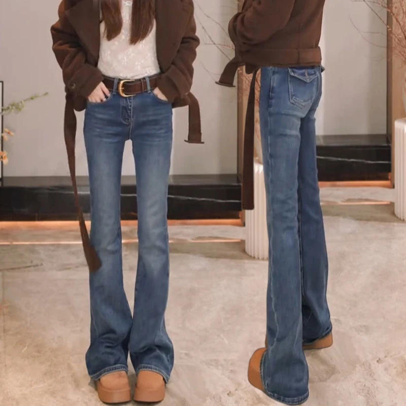 2025秋冬新款弹力修身牛仔微喇裤大码女装高腰显瘦加绒窄版喇叭裤