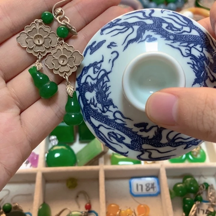 瓷片哈哈给哈宝贝哈哈吧
