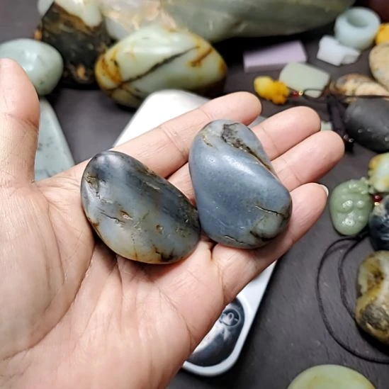 和田玉（糖玉）未镶嵌挂件